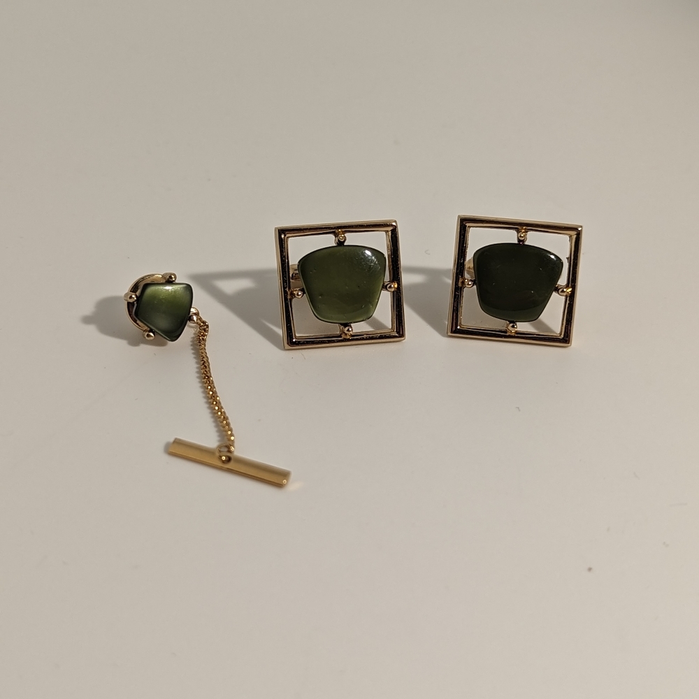 Sarah Coventry Green and Gold Cufflink Set